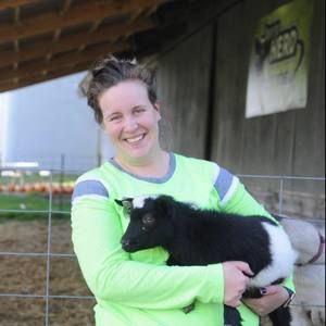 Meet your Posher, Jessica lee